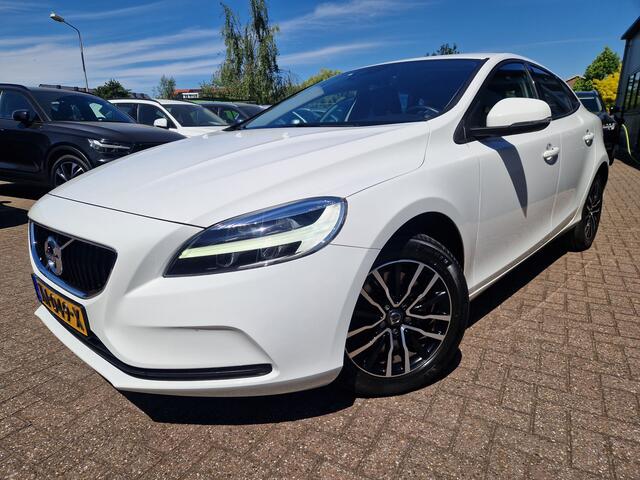 Volvo V40 1.5 T2 Edition+ Automaat | Stoel verwarming | Cruise control