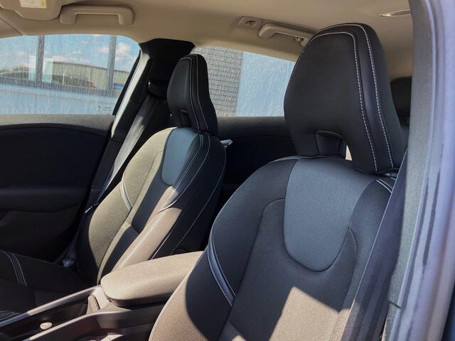 Volvo V40 1.5 T2 Polar+ AUTOMAAT LED DAB STOELVERWARMING