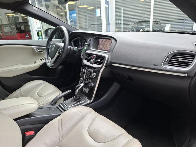 Volvo V40 1.5 T2 Inscription Automaat Leer/Nav/Clima/Park