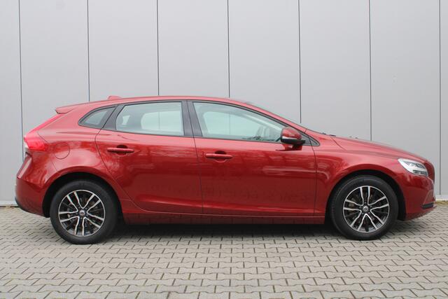 Volvo V40 T2 122PK Nordic+ | Leder | Standkachel | Stoelverwarming