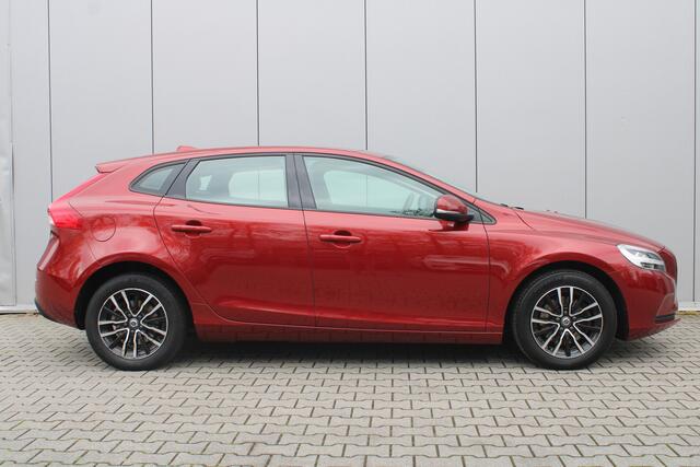 Volvo V40 T2 122PK Nordic+ | Leder | Standkachel | Stoelverwarming