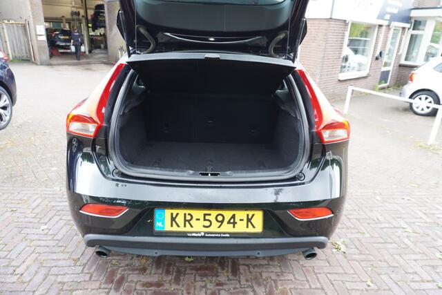 Volvo V40 2.0 T3 Momentum STOELVERWARMING NAVI CLIMA
