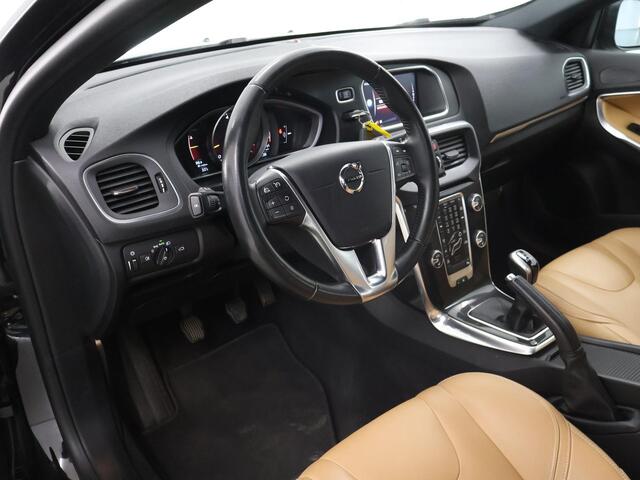 Volvo V40 2.0 T2 Inscription | Lederen Bekleding | Navigatie | Stoelverwarming | Parkeercamera |