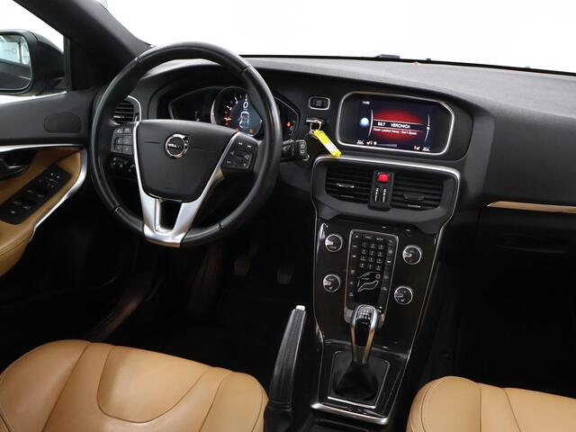 Volvo V40 2.0 T2 Inscription | Lederen Bekleding | Navigatie | Stoelverwarming | Parkeercamera |
