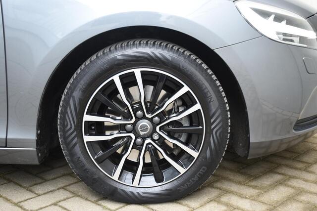 Volvo V40 T2 122PK Nordic+ / Navigatie / Camera / Cruise Control / Stoelverwarming / LM Velgen /