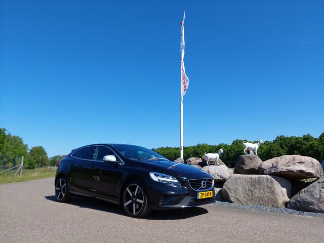Volvo V40 1.5 T3 AUTOMAAT Polar+ Sport R DESIGN PANO DAK NAVI CRUISE ECC A TREKHAAK