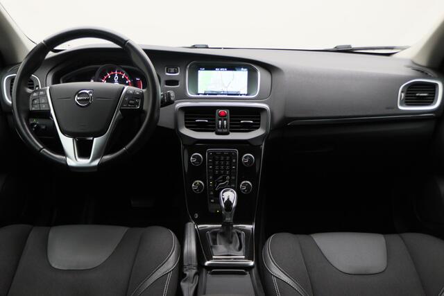 Volvo V40 1.5 T2 Momentum Automaat LED, Navigatie, Stoelverwarming, Cruise, Climate, PDC