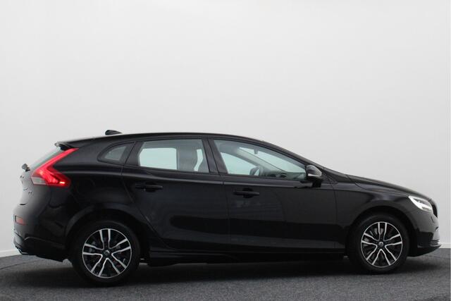 Volvo V40 1.5 T2 Momentum Automaat LED, Navigatie, Stoelverwarming, Cruise, Climate, PDC