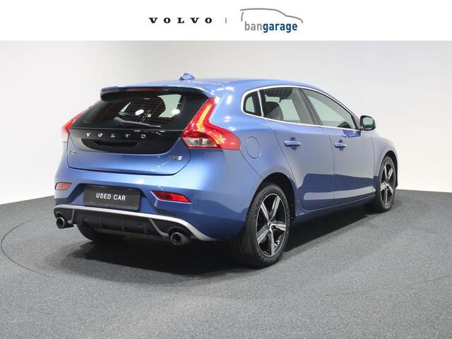 Volvo V40 2.0 T4 R-Design | Navigatie | Stoelverwarming | Sensus Audio | Climate control