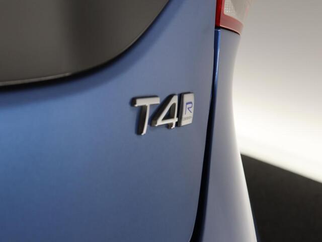 Volvo V40 2.0 T4 R-Design | Navigatie | Stoelverwarming | Sensus Audio | Climate control