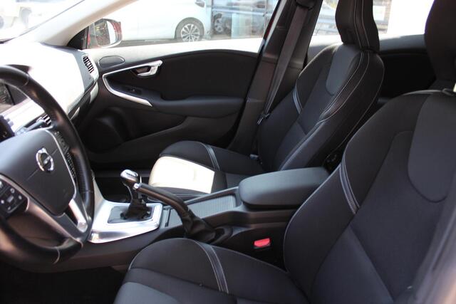 Volvo V40 2.0 T2 Nordic+