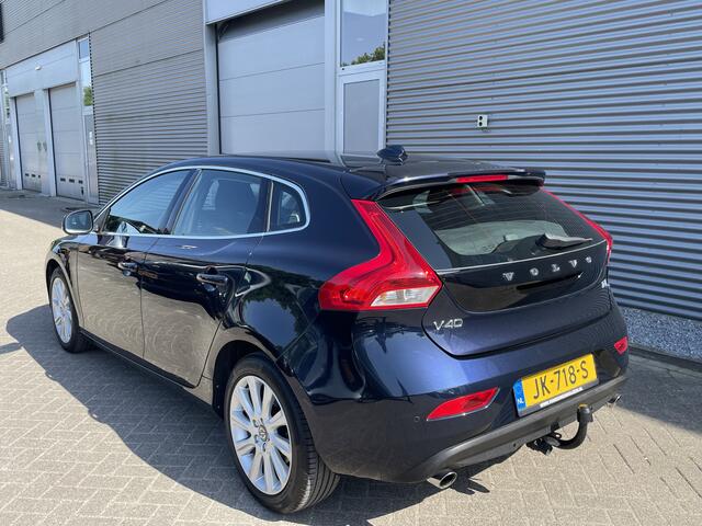 Volvo V40 1.5 T3 Momentum Navigatie | Cruise Control | Trekhaak