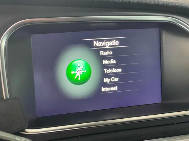 Volvo V40 1.5 T2 Nordic+ | Trekhaak | Standkachel | LED | Navi | Clima | Cruise | 1500 kg trekgewicht