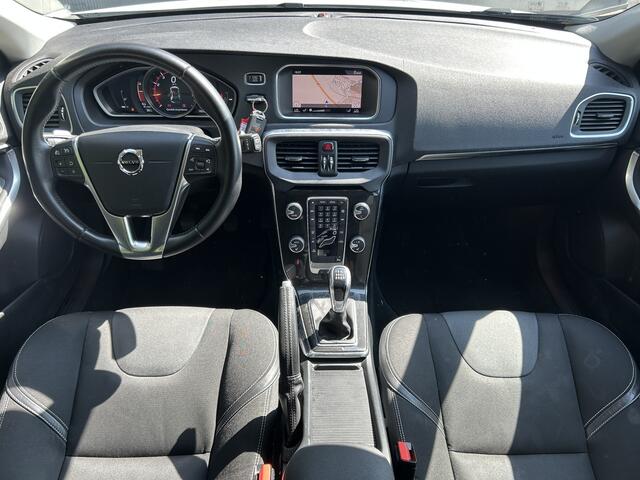 Volvo V40 2.0 T2 Nordic+ CAMERA HALF LEER LED NAVI CRUISE ECC