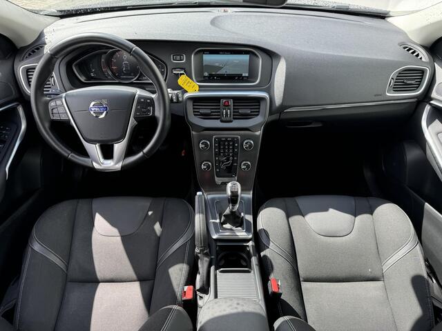 Volvo V40 2.0 T2 Nordic+ / Navigatie / Climate Control / Cruise Control / Stoelverwarming