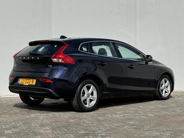 Volvo V40 2.0 T2 Nordic+ / Navigatie / Climate Control / Cruise Control / Stoelverwarming