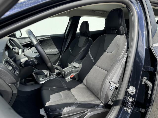 Volvo V40 2.0 T2 Nordic+ / Navigatie / Climate Control / Cruise Control / Stoelverwarming