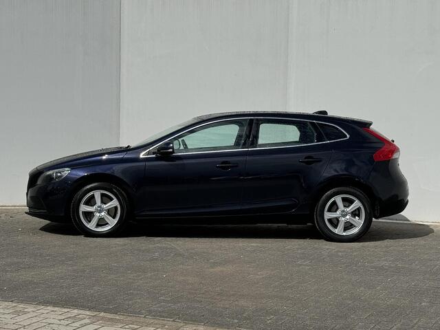 Volvo V40 2.0 T2 Nordic+ / Navigatie / Climate Control / Cruise Control / Stoelverwarming
