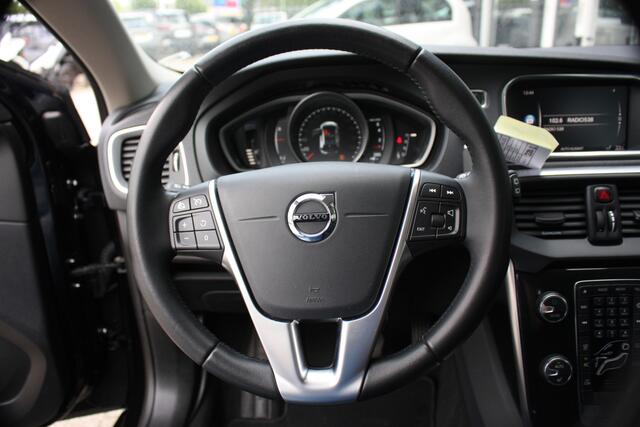 Volvo V40 1.5 T2 Polar+ | Automaat | Navi | Parkeerhulp