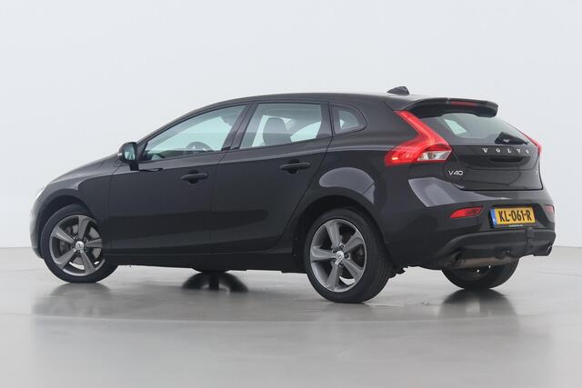 Volvo V40 T3 Momentum | Automaat | Stoelverwarming | Cruise Control | Standkachel | PDC Achter