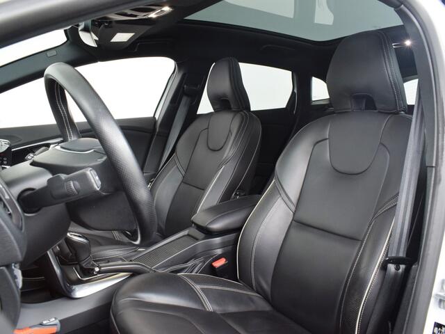 Volvo V40 1.5 T3 Polar+ Sport | 1e Eigenaar o Dealeronderhouden o Panorama