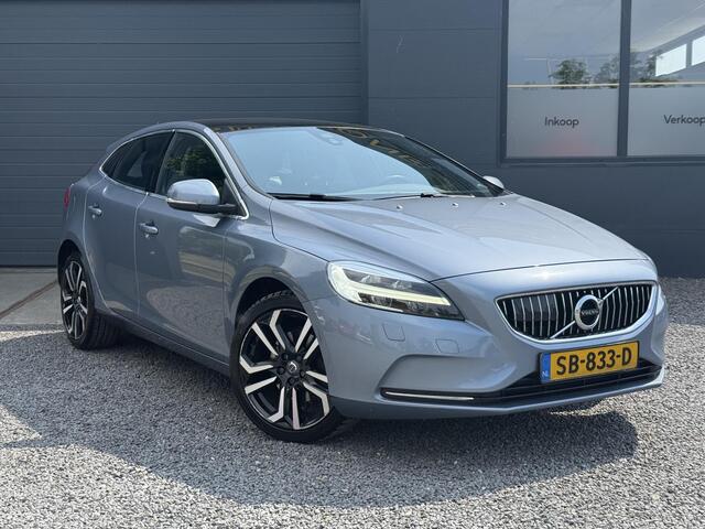 Volvo V40 2.0 T2 Nordic+ Dealer Onderhouden,Pano,Leder,Navi,Camera,Pdc,Stoelverw,123pk,Clima,Cruise,Lm velgen,N.A.P,6 Bak,Apk tot 06-2026