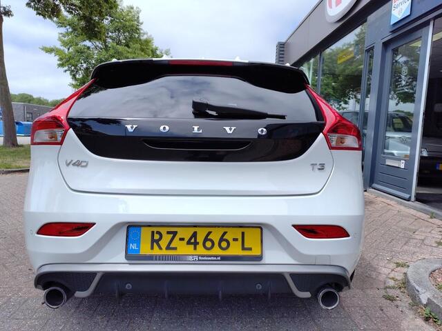 Volvo V40 1.5 T3 Nordic+ R-Design, leder/alcantara, stoelverw.