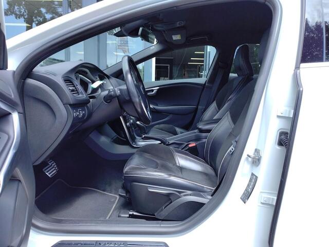 Volvo V40 1.5 T3 Nordic+ R-Design, leder/alcantara, stoelverw.