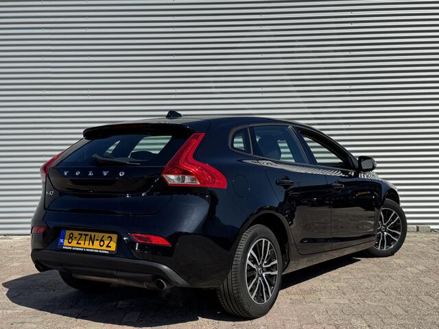 Volvo V40 1.6 T2 Kinetic | Nieuw Binnen! | Cruise | Stoelverwarming | Navi