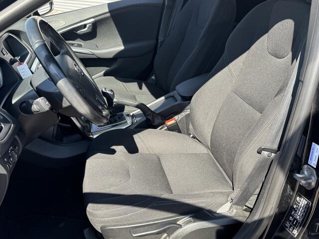 Volvo V40 1.6 T2 Kinetic | Nieuw Binnen! | Cruise | Stoelverwarming | Navi