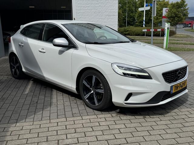 Volvo V40 2.0 T4 Business Sport R-Design 190PK | Navigatie | Trekhaak afnb