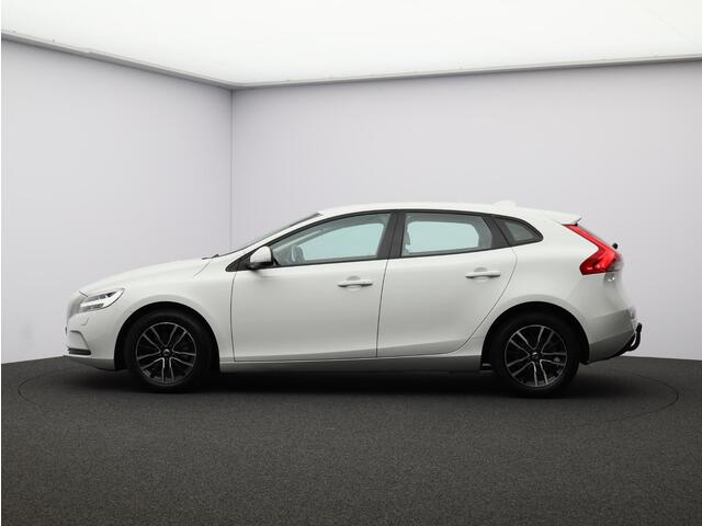 Volvo V40 2.0 T2 Nordic+ / Trekhaak / Standkachel / Verwarmbare Stoelen / Parkeersensoren Achter /