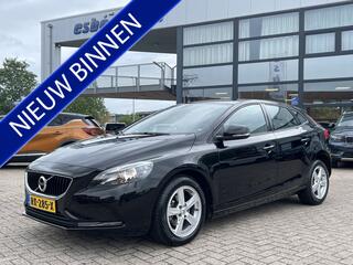 volvo-v40-2.0-d2-kinetic-navigatie-