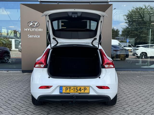 Volvo V40 1.5 T2 Nordic+ | Automaat | Trekhaak