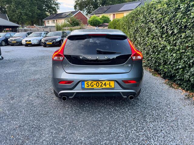 Volvo V40 2.0 D3 R-Design Automaat | LED | Navi | Autom. Airco | Cruise Control | LMV | Privacy Glass | PDC | 1e eigenaar | Dealer onderhouden | Nieuwe APK