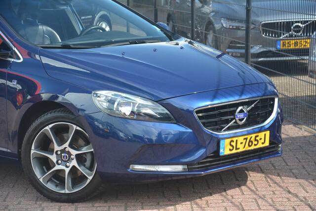 Volvo V40 2.0 D2 Ocean Race Business | Navigatie | Cruise-control | Leer | Stoelverwarming |