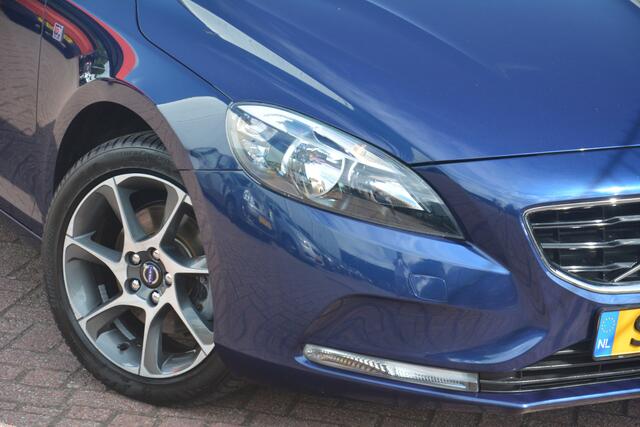 Volvo V40 2.0 D2 Ocean Race Business | Navigatie | Cruise-control | Leer | Stoelverwarming |
