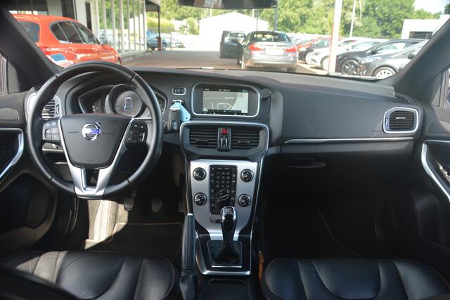 Volvo V40 2.0 D2 Ocean Race Business | Navigatie | Cruise-control | Leer | Stoelverwarming |