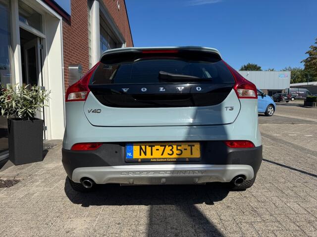 Volvo V40 2.0 T3 Cross Country 112kW