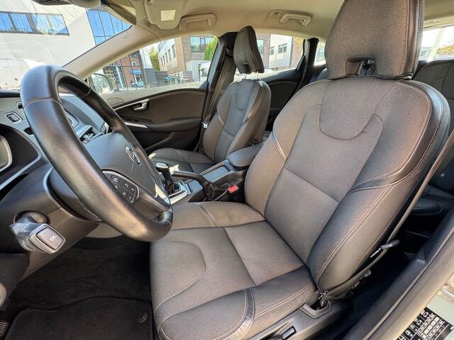 Volvo V40 2.0 T3 Cross Country 112kW