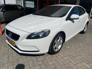 volvo-v40-2.0-t2-122pk-pdc-voor+ach