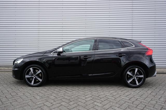 Volvo V40 1.5 T3 Polar+ Sport AUTOMAAT / Climate / Navi / Cruise / Lane ass. / Camera / NAP