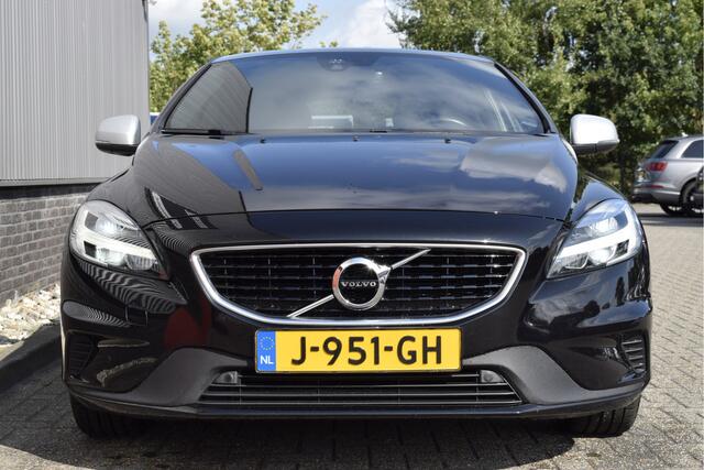 Volvo V40 1.5 T3 R-Design Cruise, Camera, Panorama, Stoelverwarming, Keyless entry, Harman/Kardon