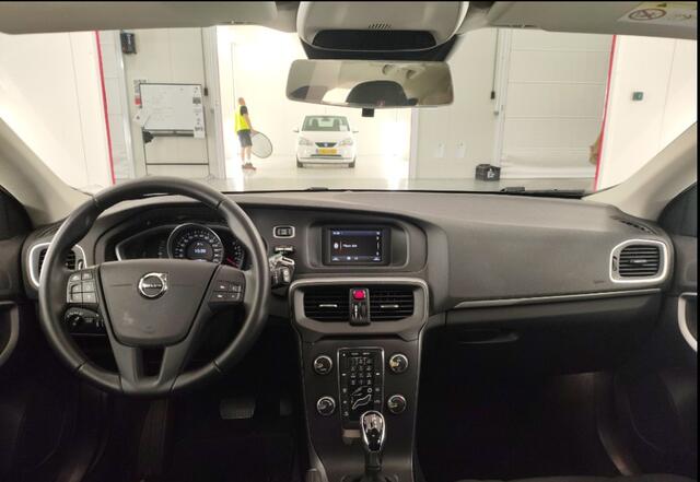 Volvo V40 1.5 T2 Kinetic | 1ste eigenaar | Airco | Cruise controle | Stoelhoogte verstelling |