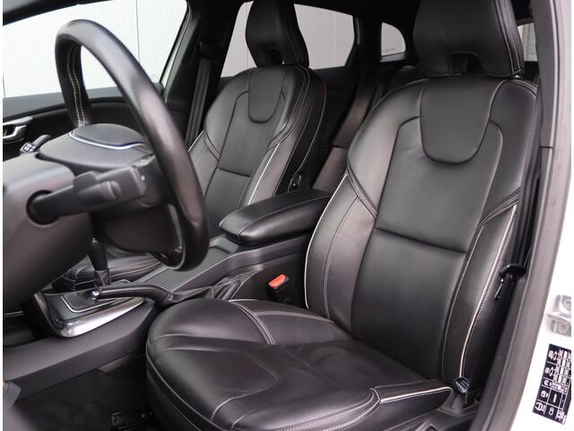Volvo V40 2.0 T4 R-design | Panoramadak | Trekhaak | Camera | Org. Nederlands