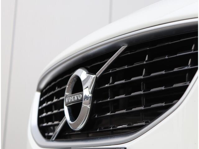 Volvo V40 2.0 T4 R-design | Panoramadak | Trekhaak | Camera | Org. Nederlands