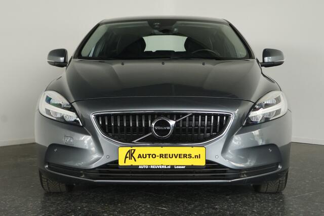 Volvo V40 2.0 T2 Momentum / LED / Navi / Cam / Cruisecontrol