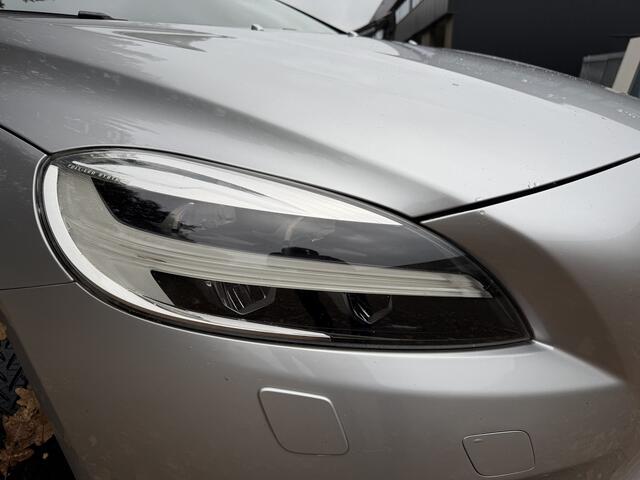 Volvo V40 2.0 T2 Nordic+ Stoel verwarming | Standkachel | Navigatie