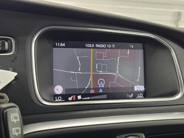 Volvo V40 1.5 T2 Nordic+, AUT! Pano Dak! Leder! Camera! VERWACHT!!