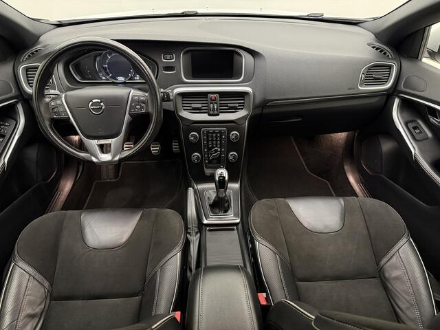 Volvo V40 D3 150pk Business Sport / Stoelverwarming / Nubuck bekleding / Navi /